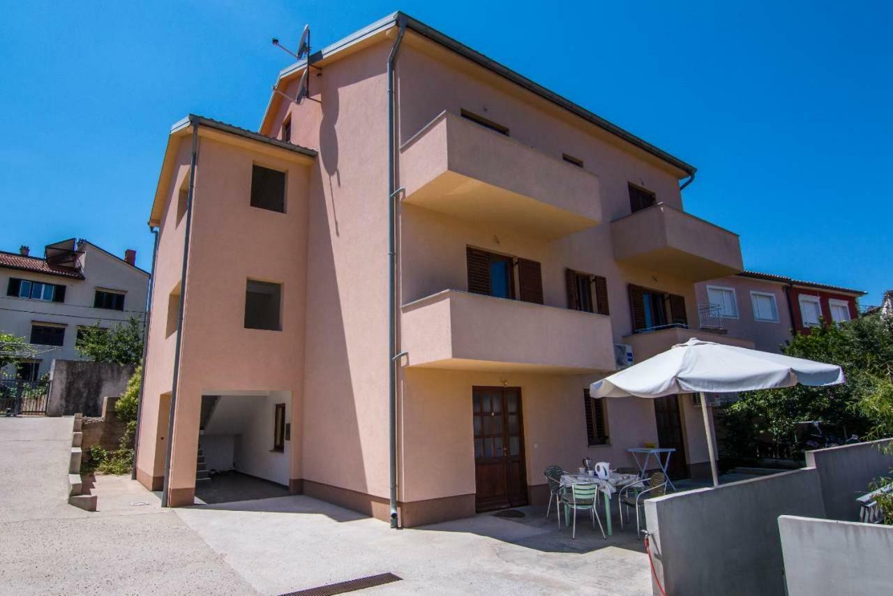 Apartments Villa Forida Мали-Лошинь Экстерьер фото